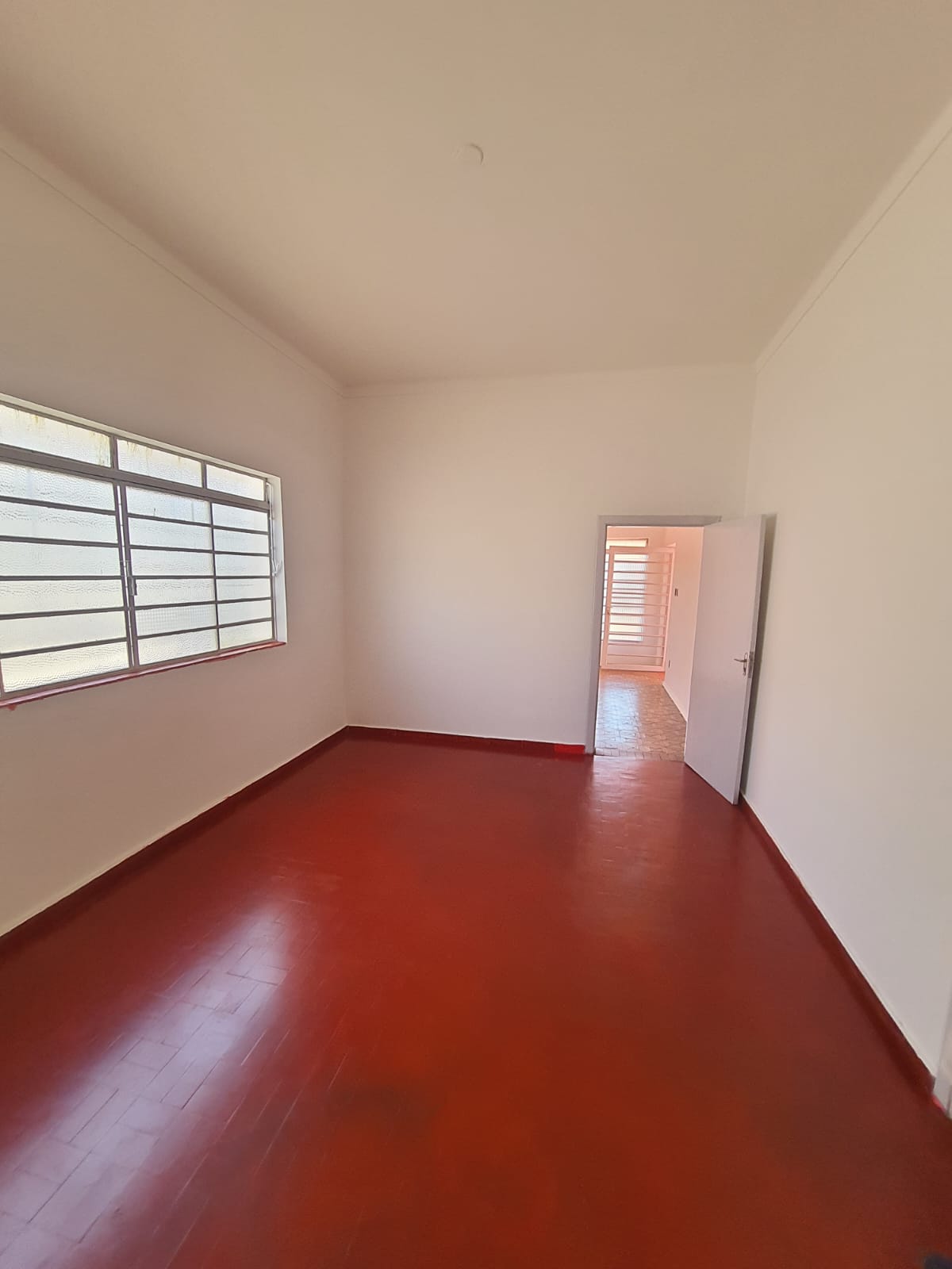 CASA NO CENTRO, ÓTIMA LOCALIZAÇÃO