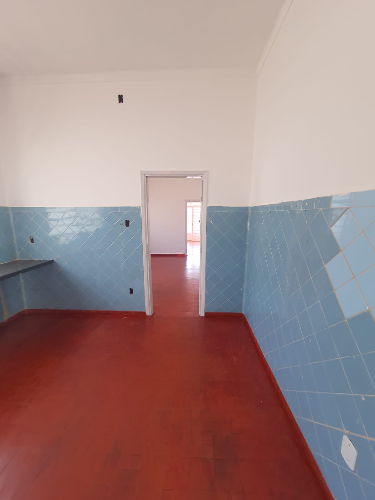 CASA NO CENTRO, ÓTIMA LOCALIZAÇÃO
