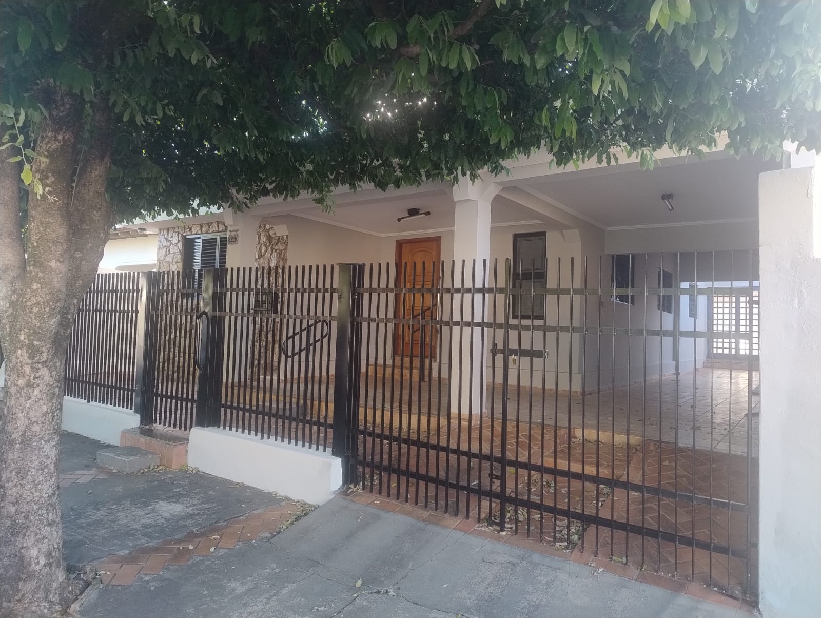 EXCELENTE CASA NA VILA FÁTIMA