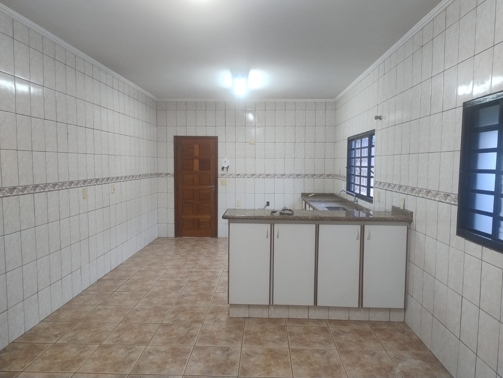EXCELENTE CASA NA VILA FÁTIMA