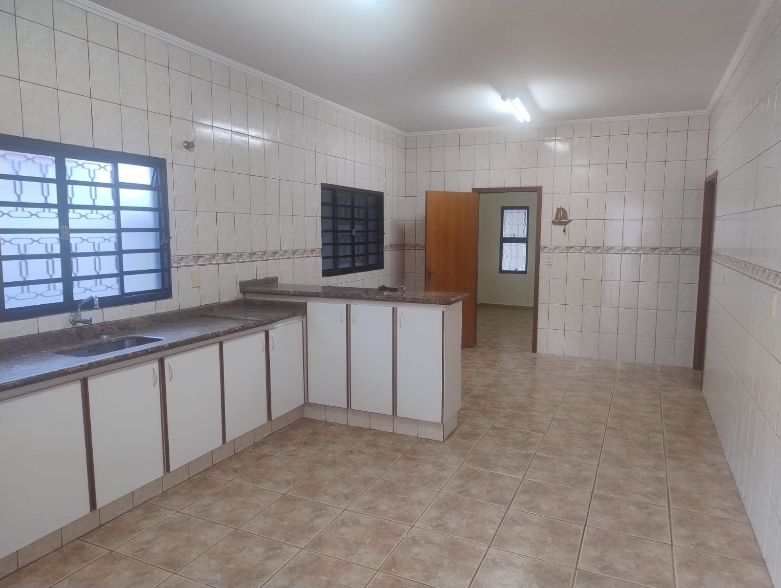 EXCELENTE CASA NA VILA FÁTIMA