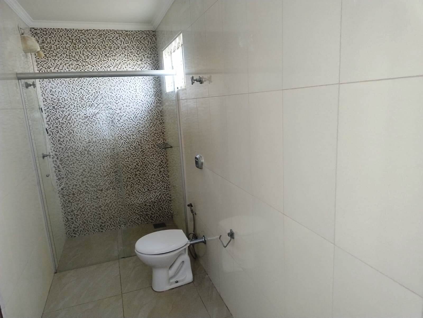 ÓTIMA CASA NO JARDIM DEL REY