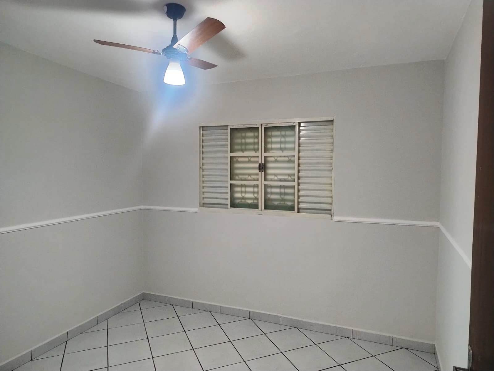 ÓTIMA CASA NO JARDIM DEL REY