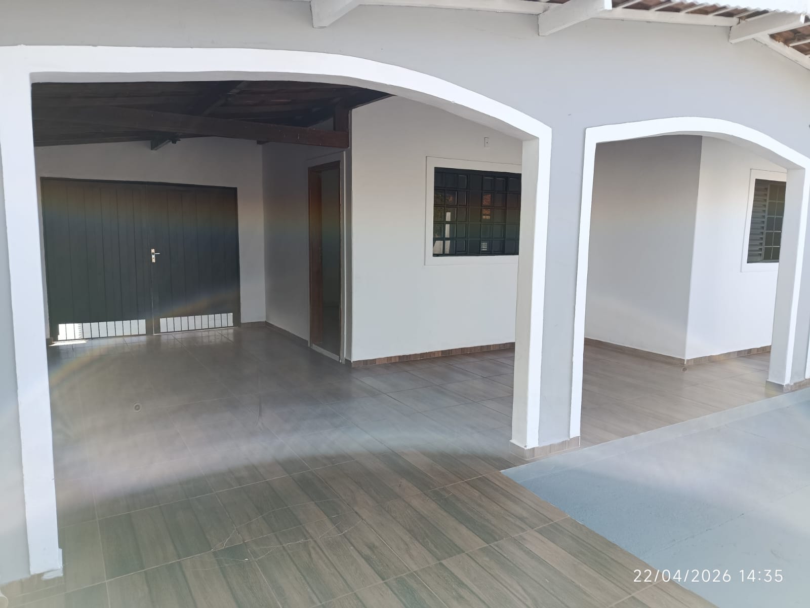 LINDA CASA NO JARDIM DEL REY
