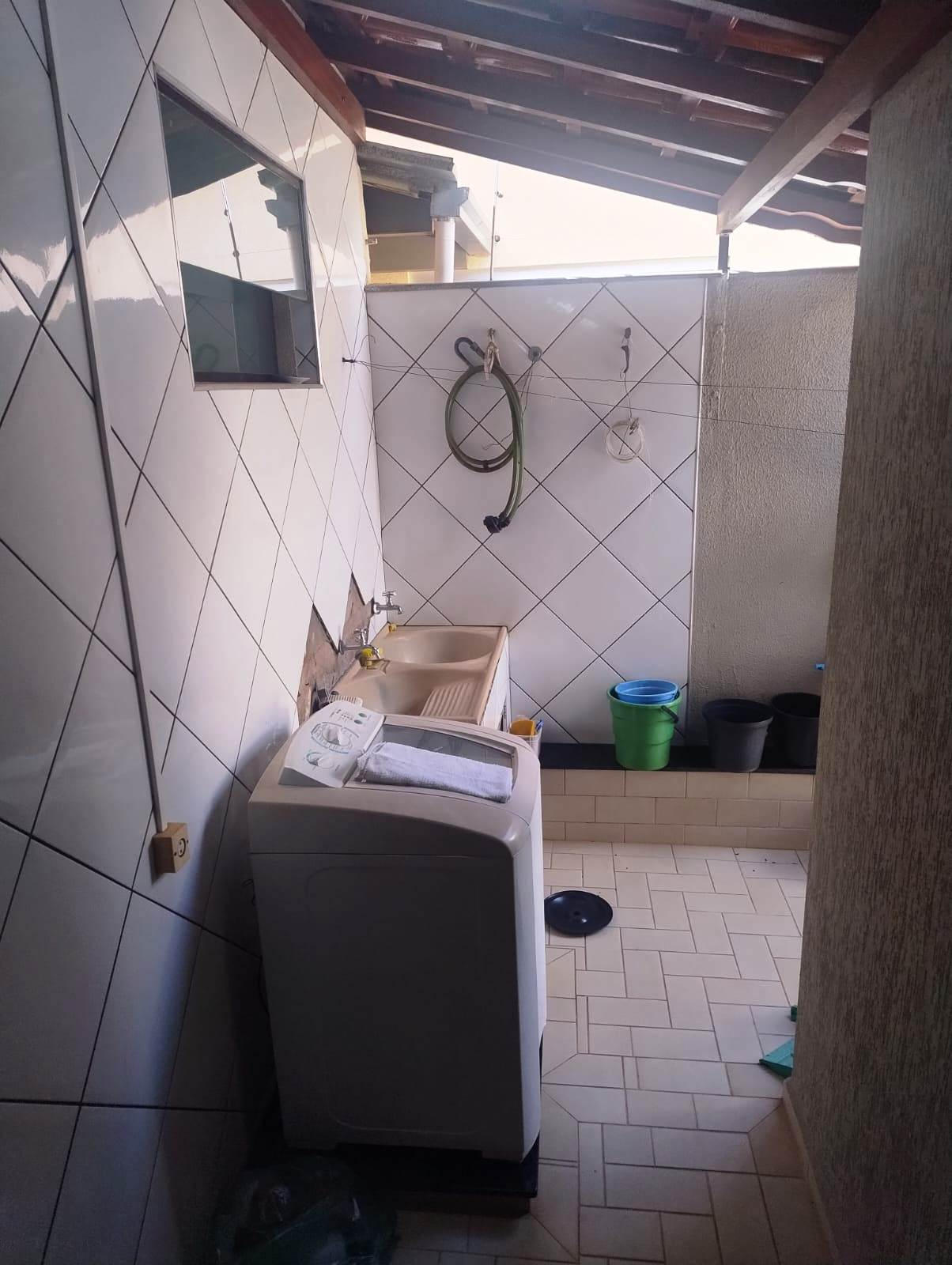 ÓTIMA CASA NO JARDIM SANTO ANTÔNIO