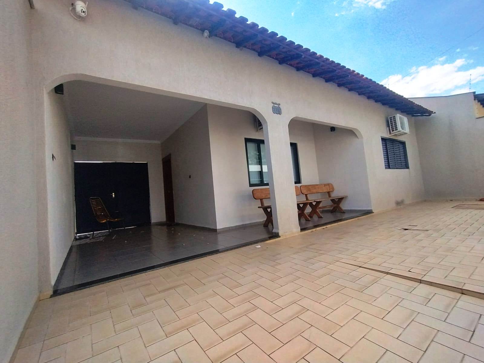 ÓTIMA CASA NO JARDIM SANTO ANTÔNIO