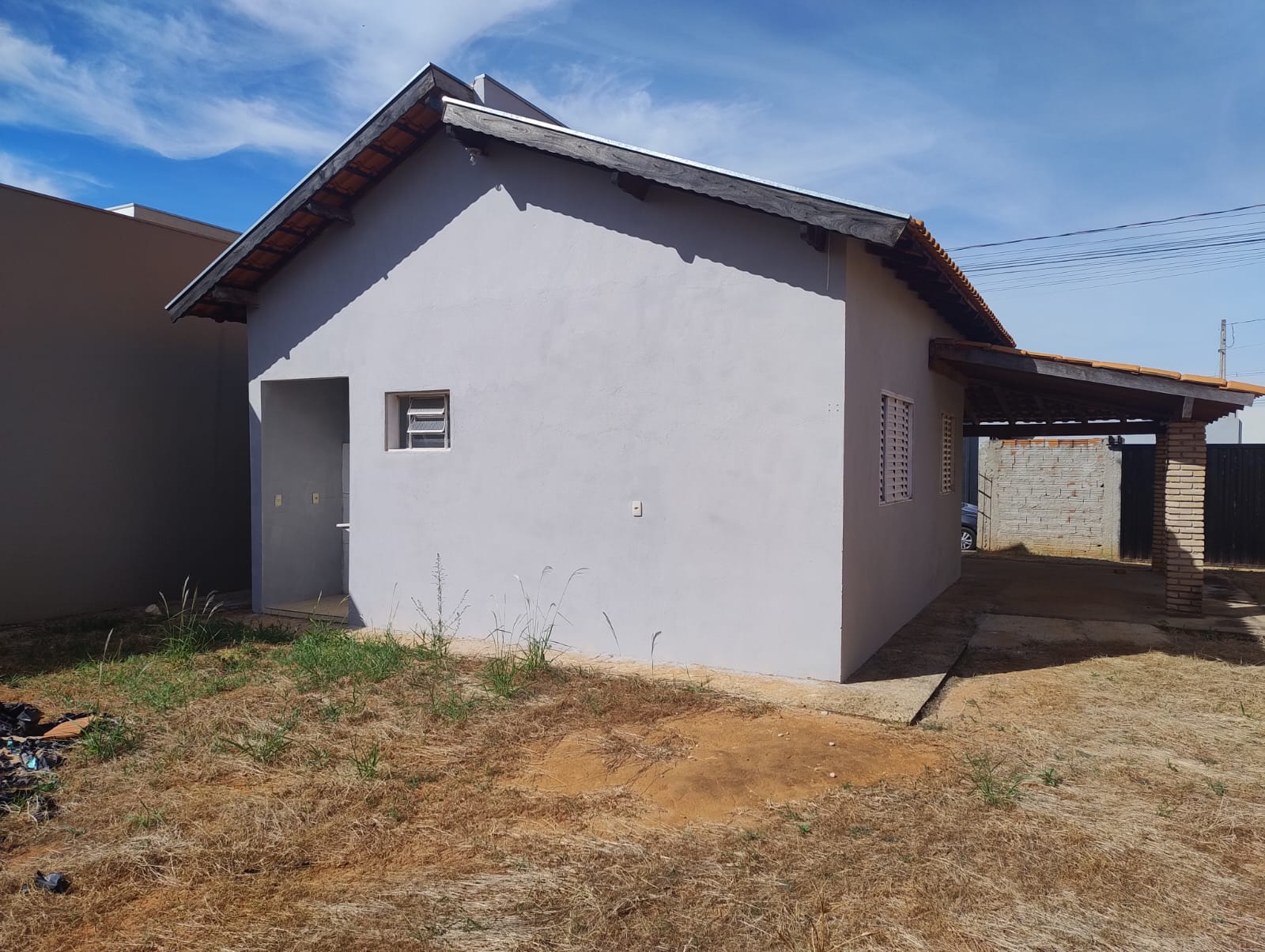 CASA NO JARDIM DO LAGO 5
