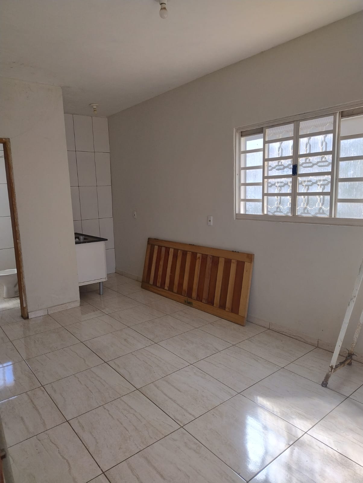 CASA NO JARDIM DO LAGO 5
