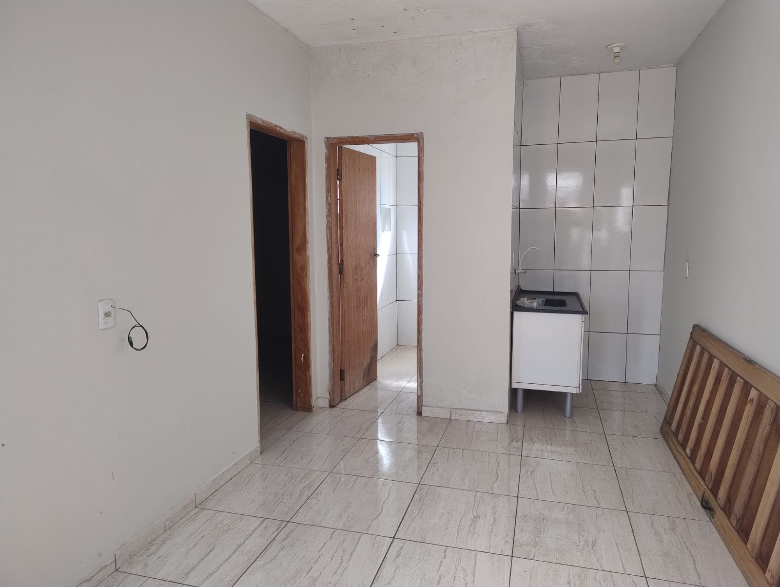 CASA NO JARDIM DO LAGO 5