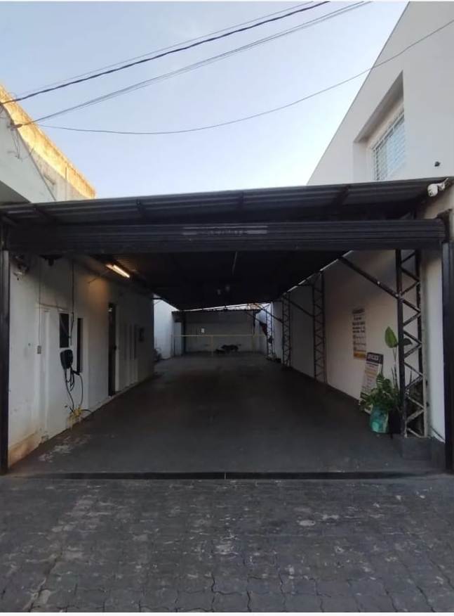 ÓTIMO COMERCIO NO CENTRO - LOCALIZAÇÃO NOBRE