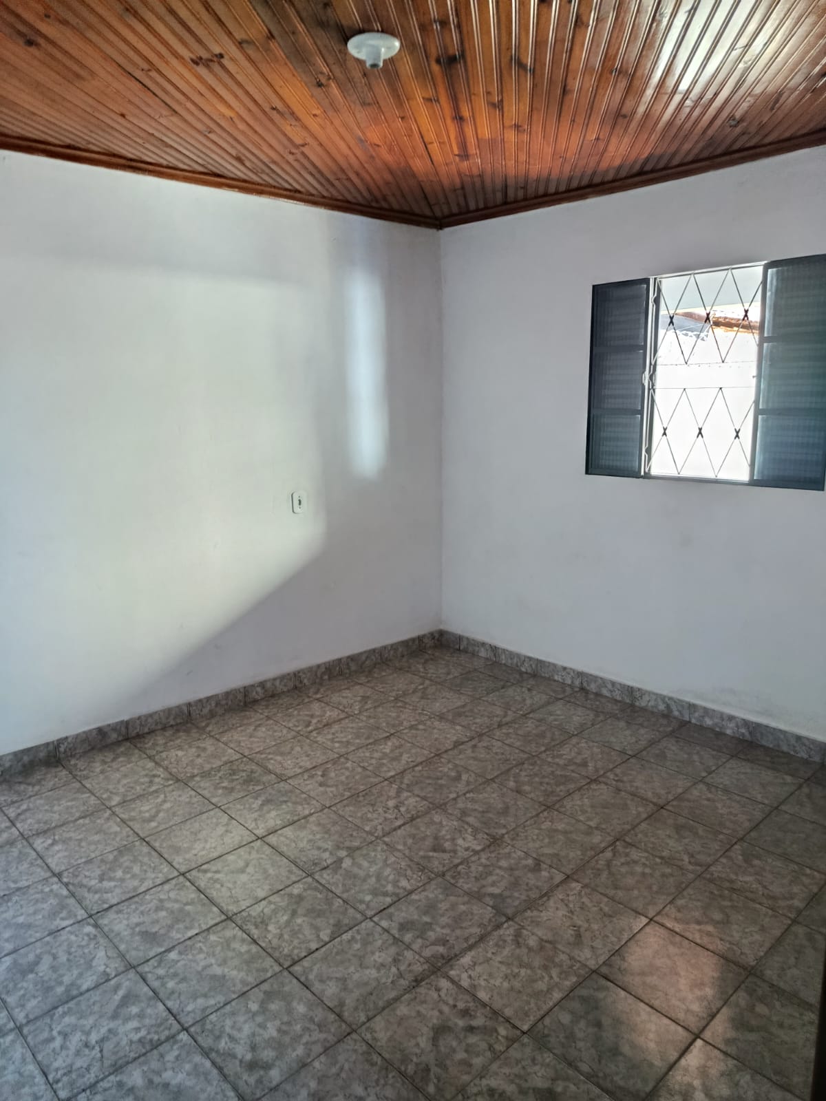 Rua Iracema Aymbiré de Camargo, 26 - Jardim Brasília