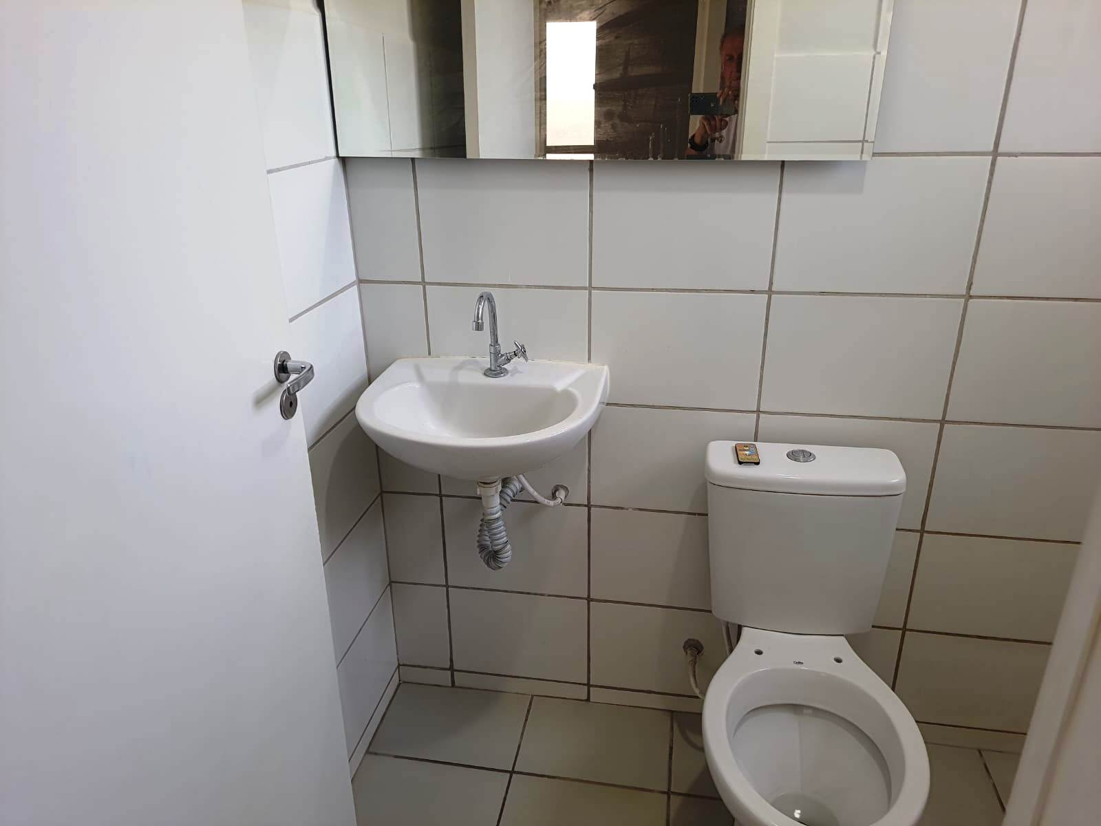 LINDA CASA NO CONDOMÍNIO PITANGUEIRAS, ABAIXO DO PREÇO DE MERCADO