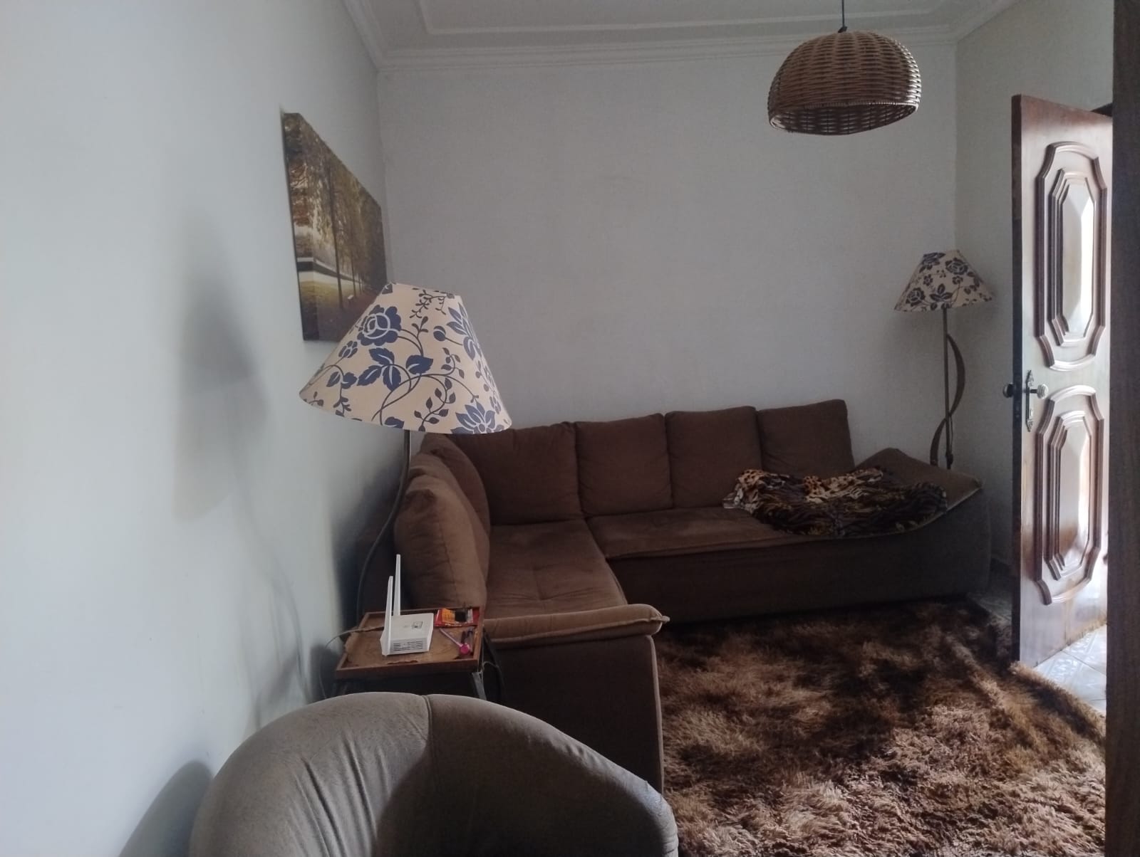 ÓTIMO INVESTIMENTO, DUAS CASAS NO MESMO TERRENO