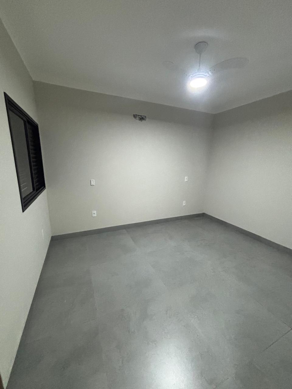 LINDA CASA NOVA NO MAIS PARQUE