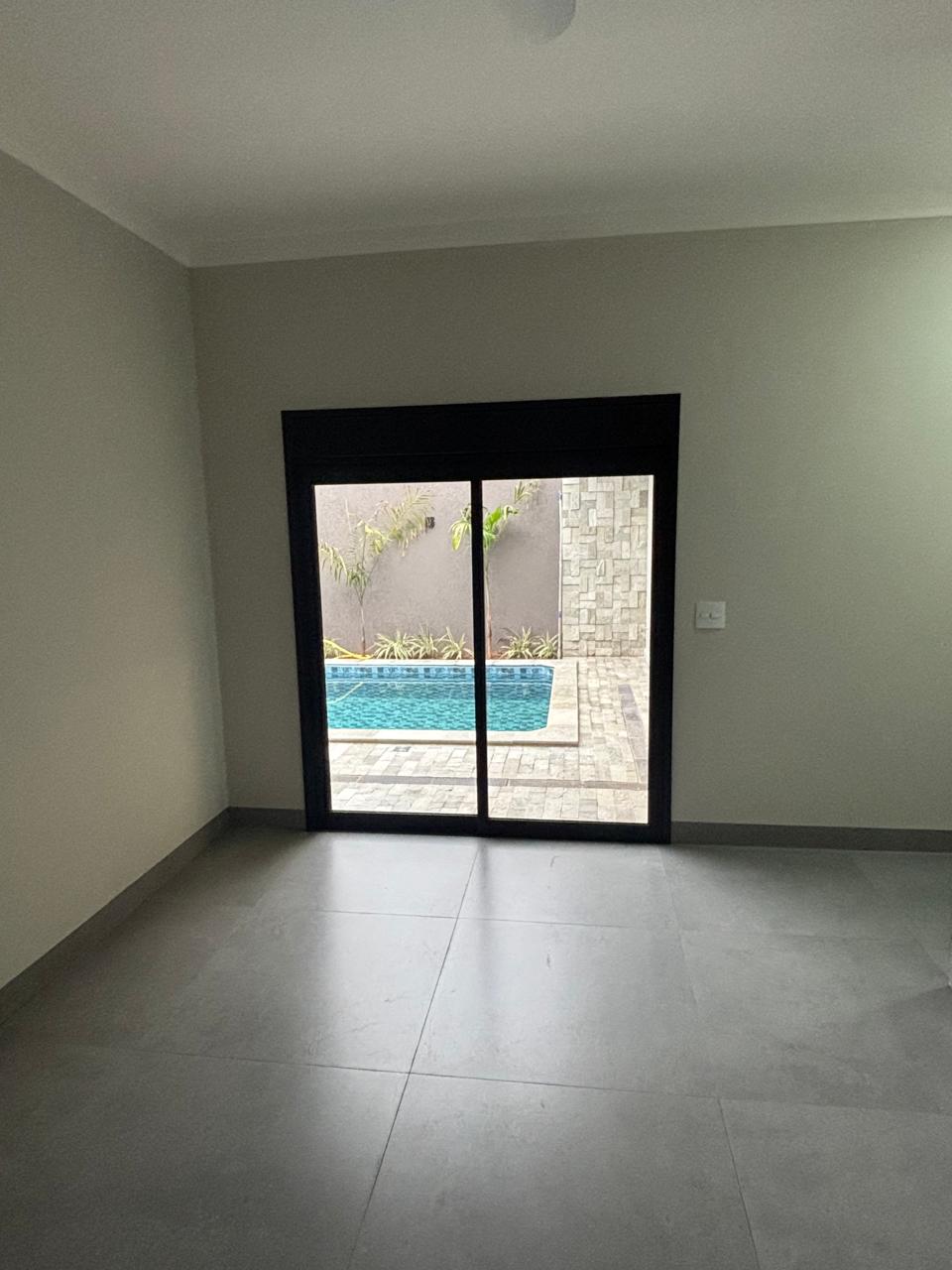 LINDA CASA NOVA NO MAIS PARQUE