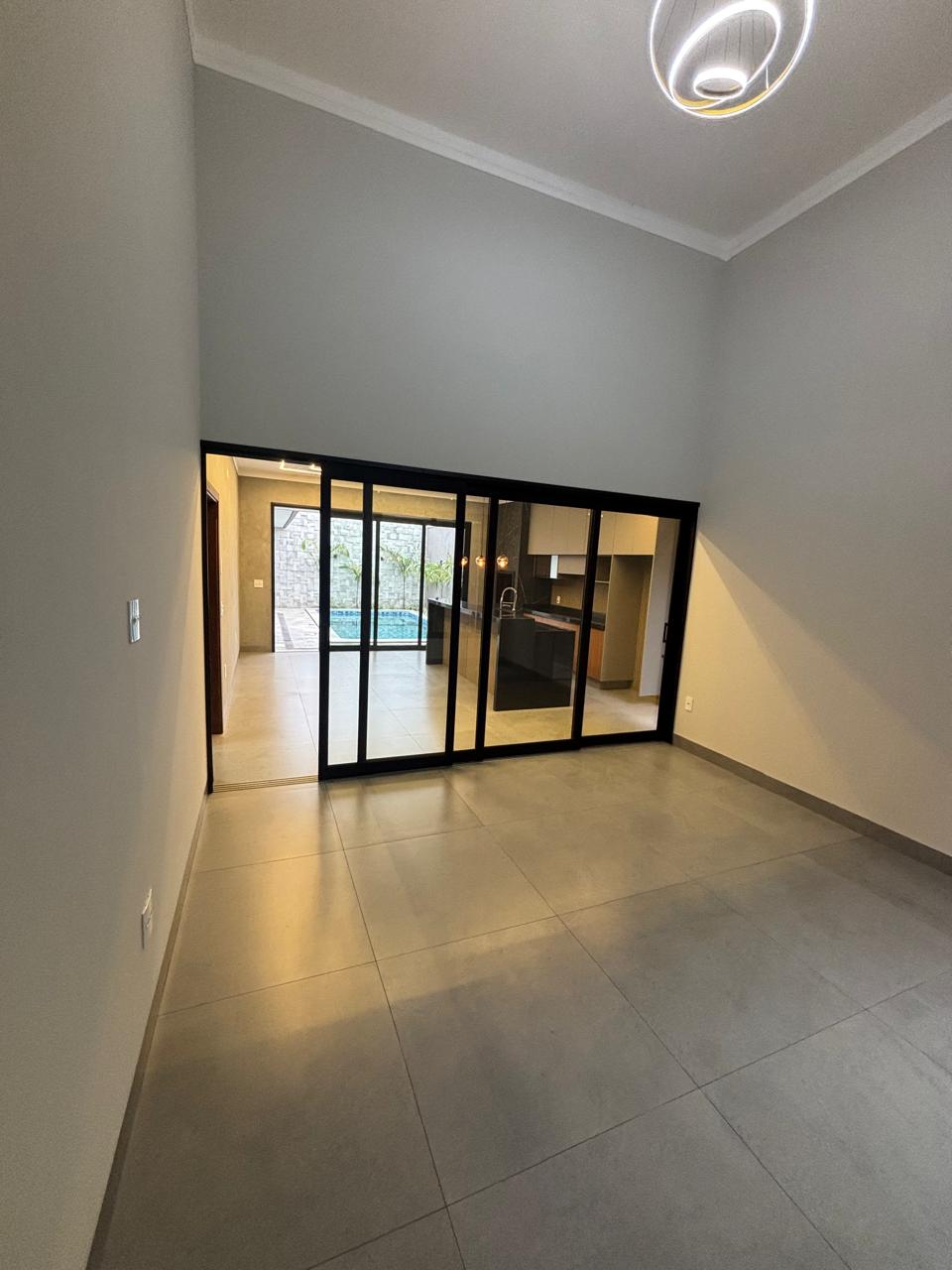 LINDA CASA NOVA NO MAIS PARQUE