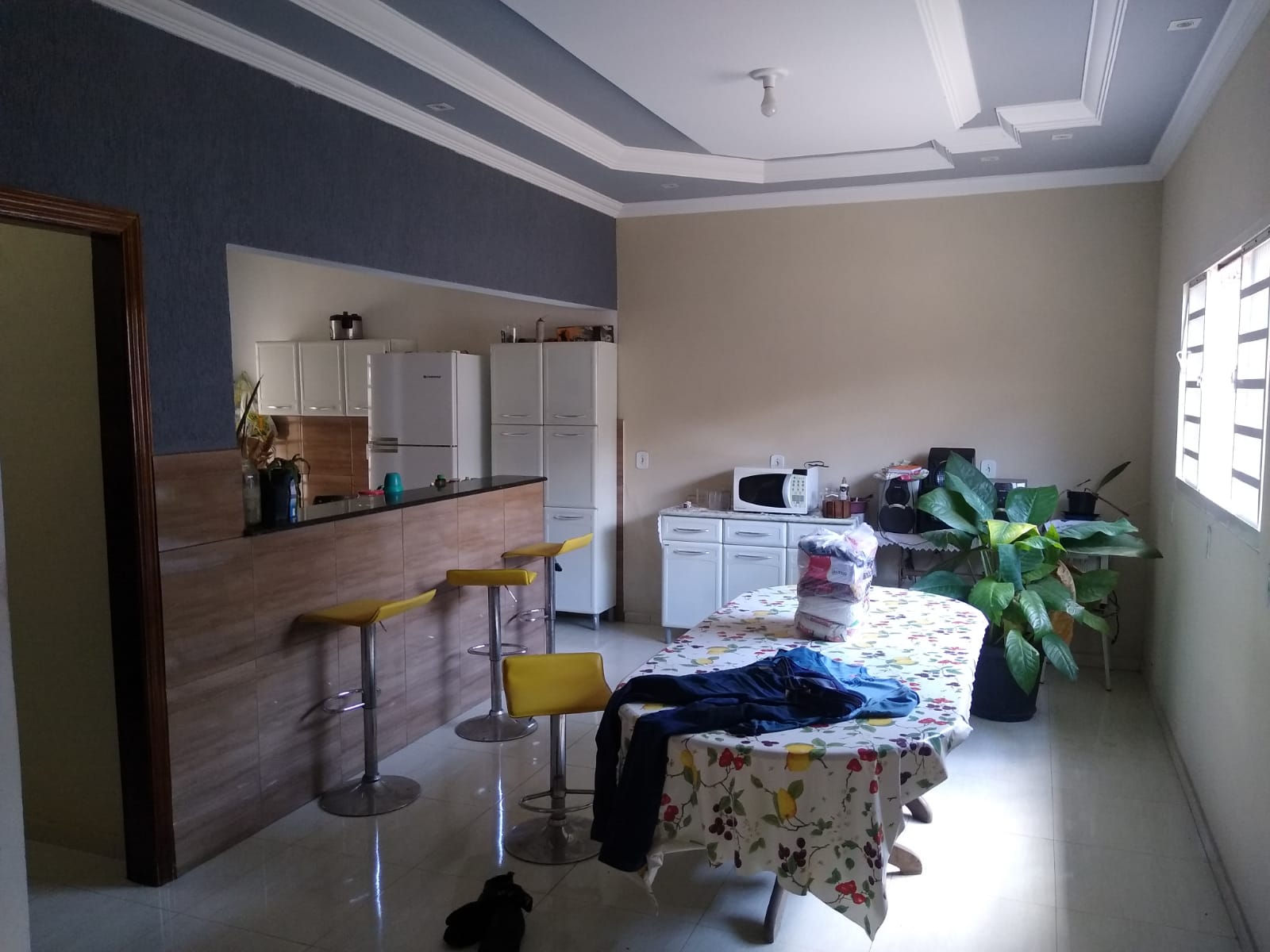 CASA COM 3 DORMITÓRIOS NO SANTA LEONOR