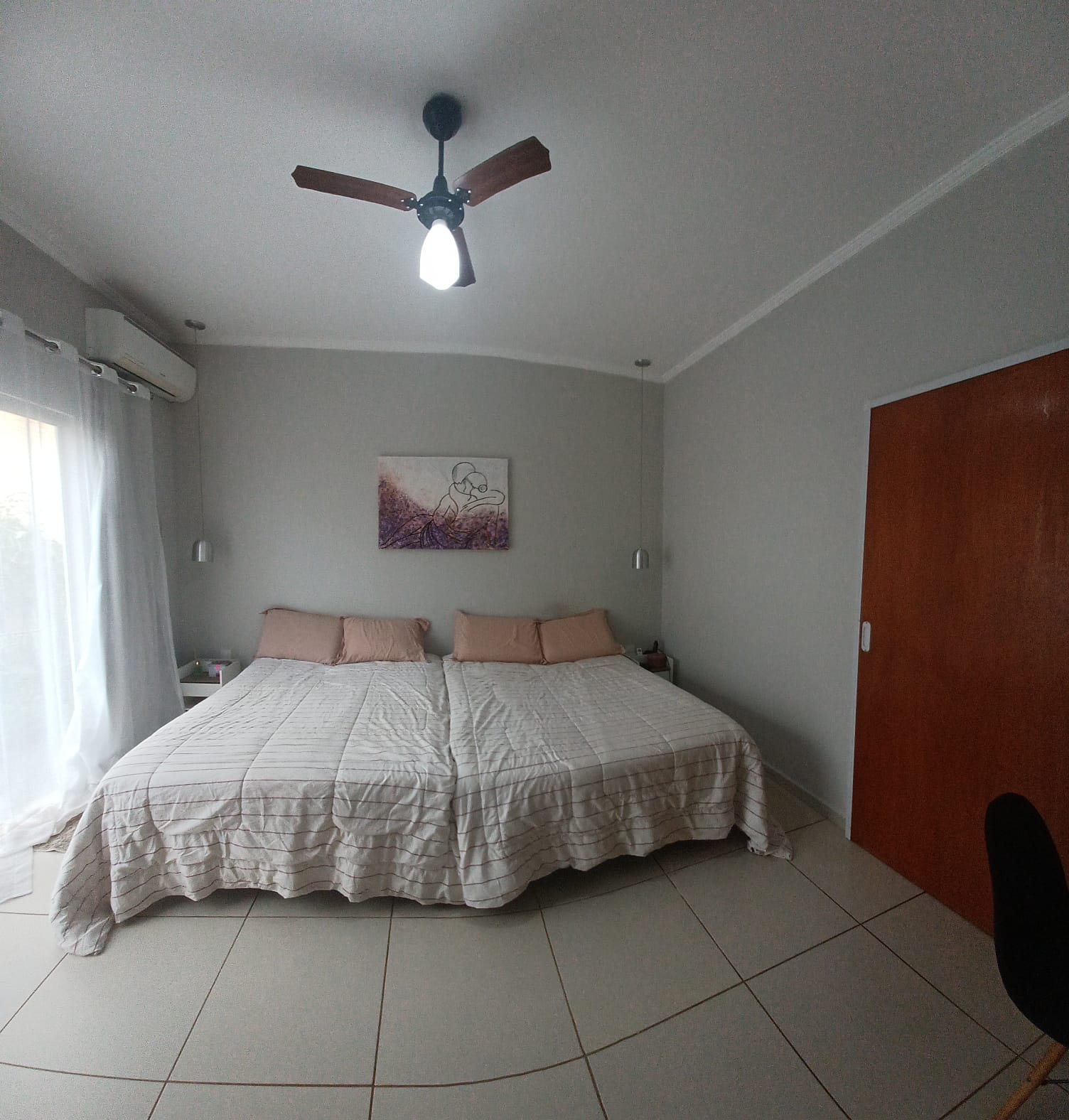 LINDA CASA NO RESIDENCIAL FERNANDA
