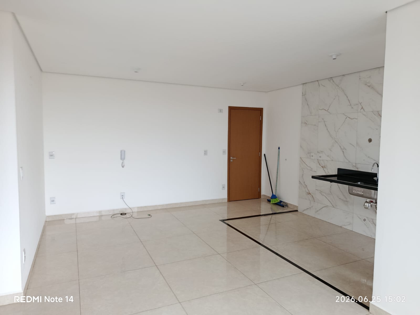 Avenida Antônio Veronese, 345 - Apto 102 - Vila Fátima
