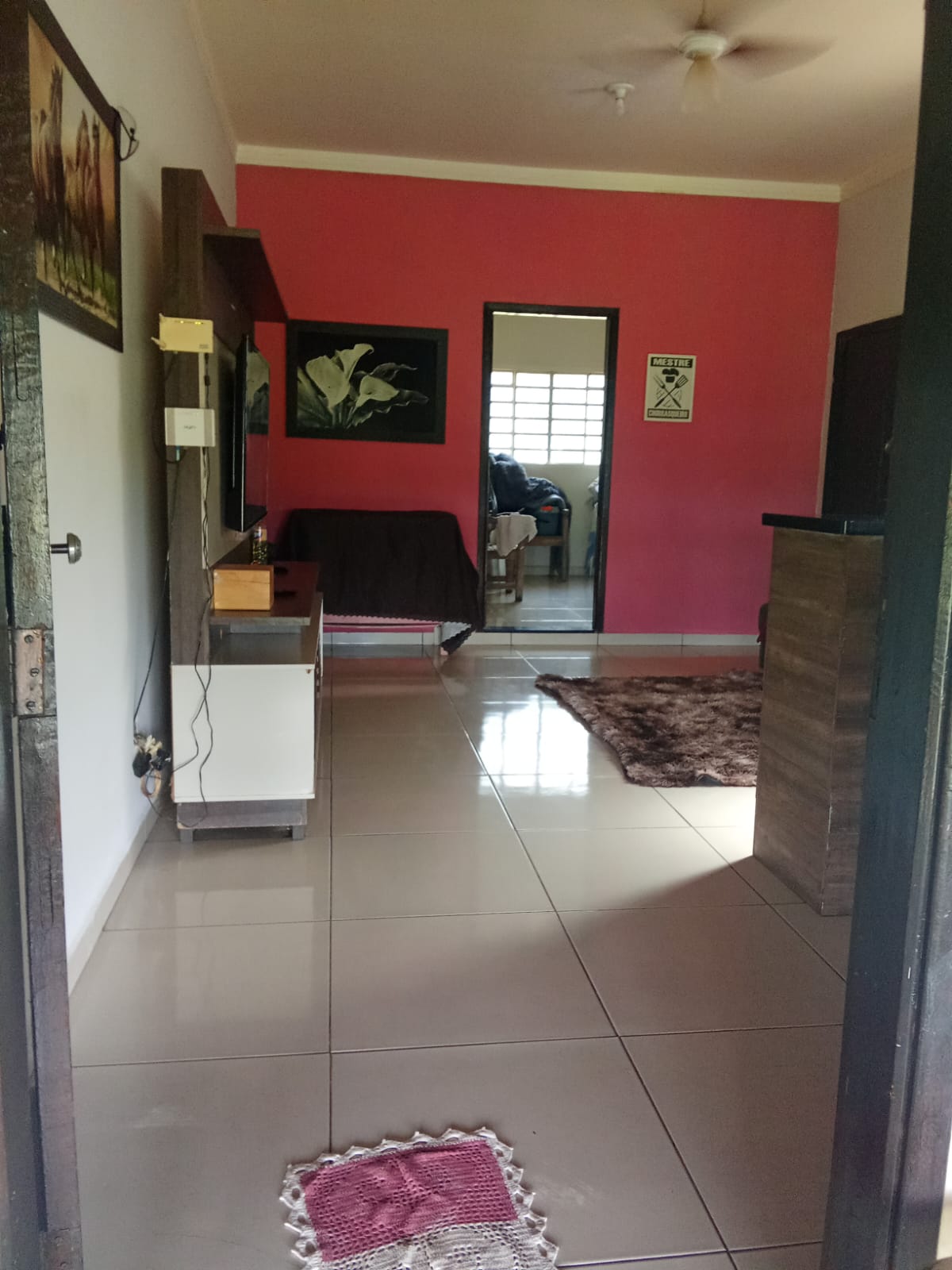 LINDO RANCHO NA BEIRA DA ÁGUA, COM PAZ E CONFORTO