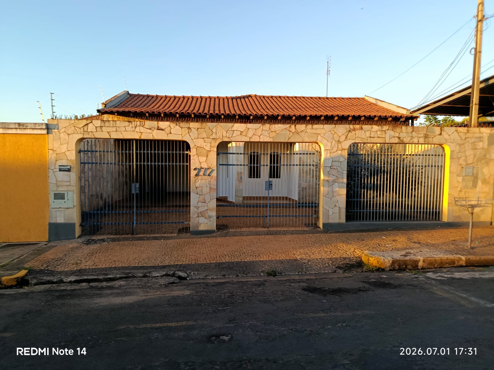 Rua Giácomo Paro, 277 - Centro