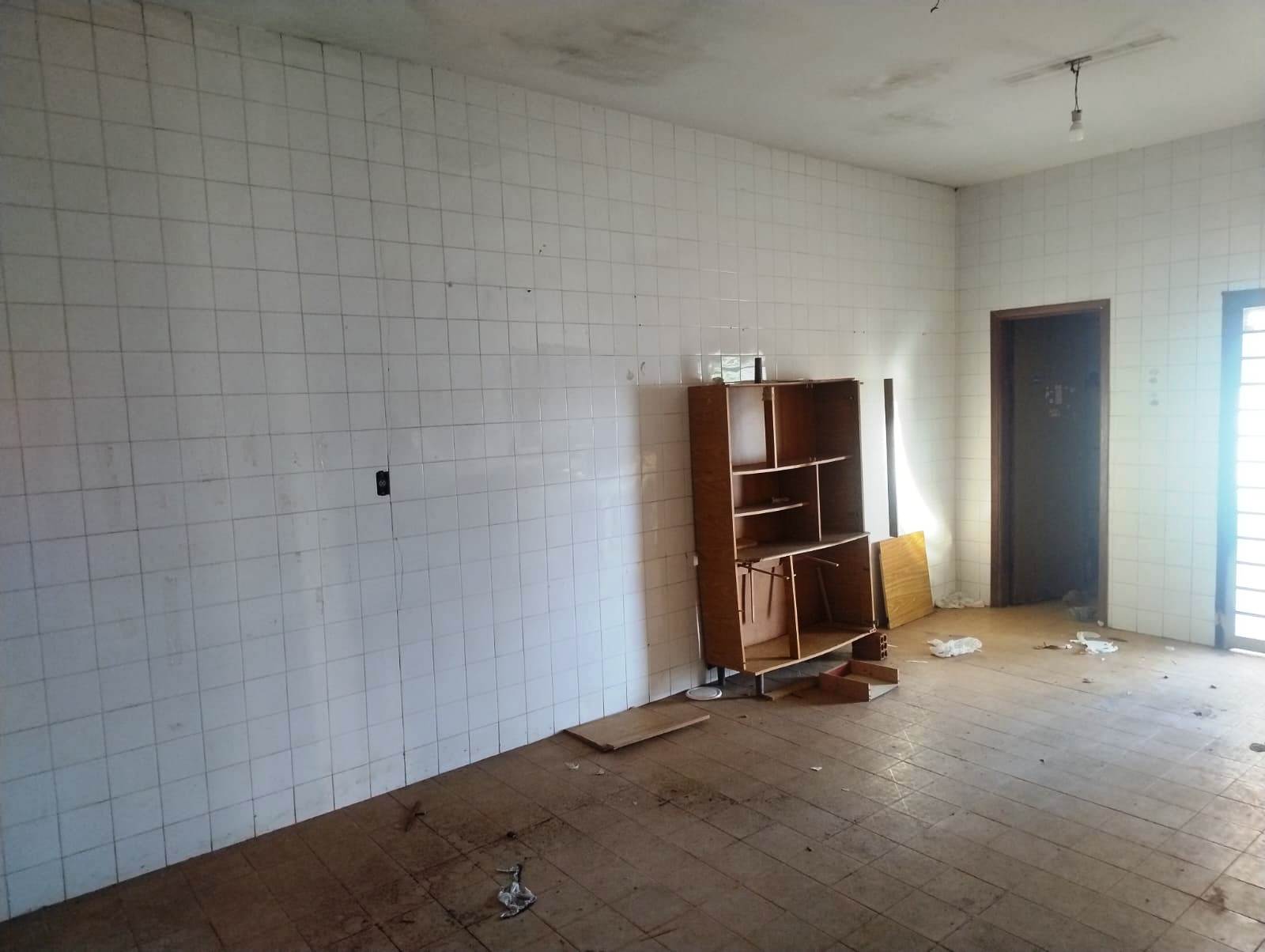 ÓTIMA ESQUINA NO CENTRO, IDEAL PARA CLINICAS E ESCRITÓRIOS