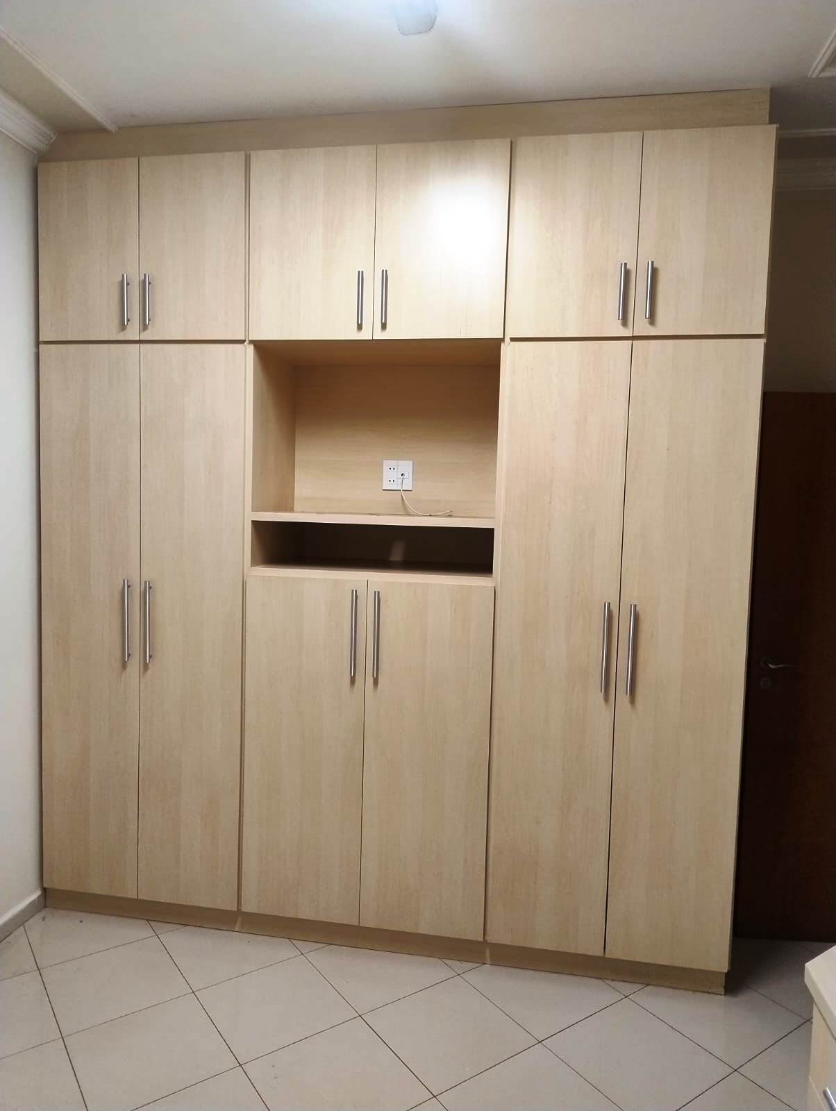 ÓTIMO SOBRADO COM CONSULTÓRIO NO VILLAGE REGINA
