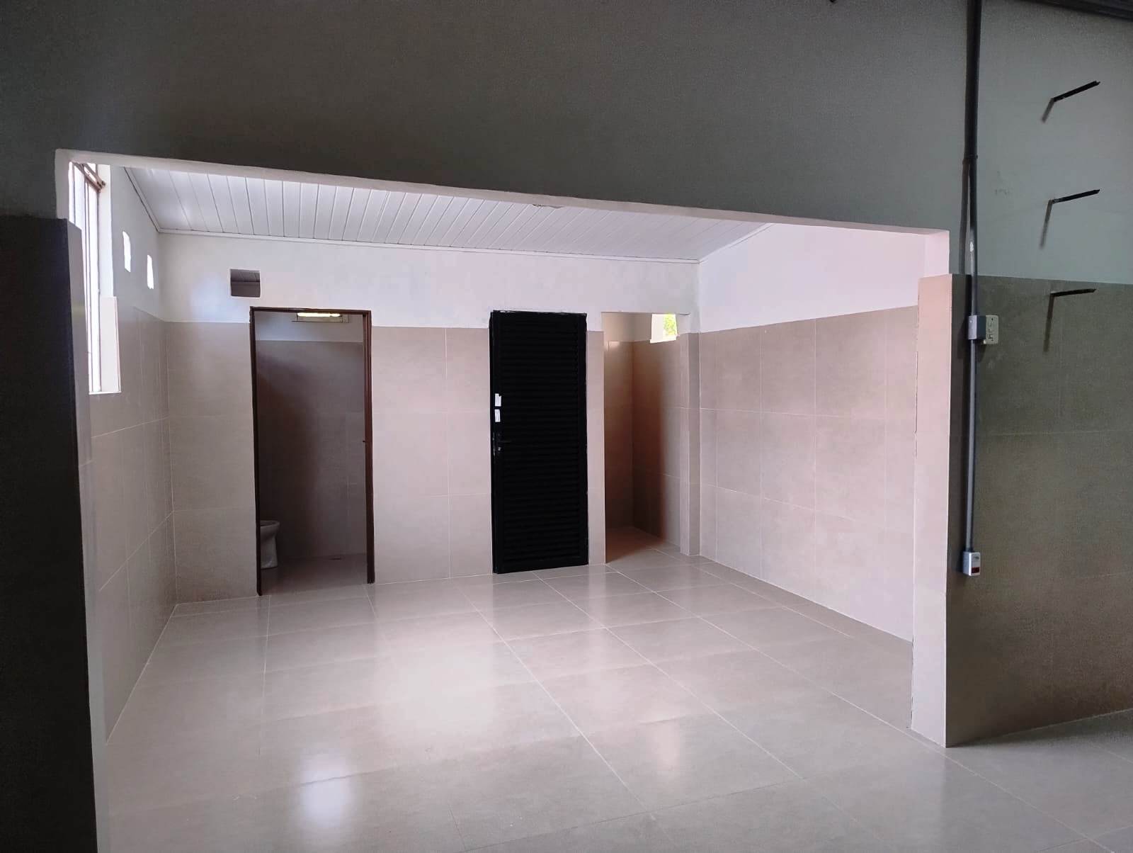 SALÃO COMERCIAL REFORMADO NO JARDIM GUANABARA