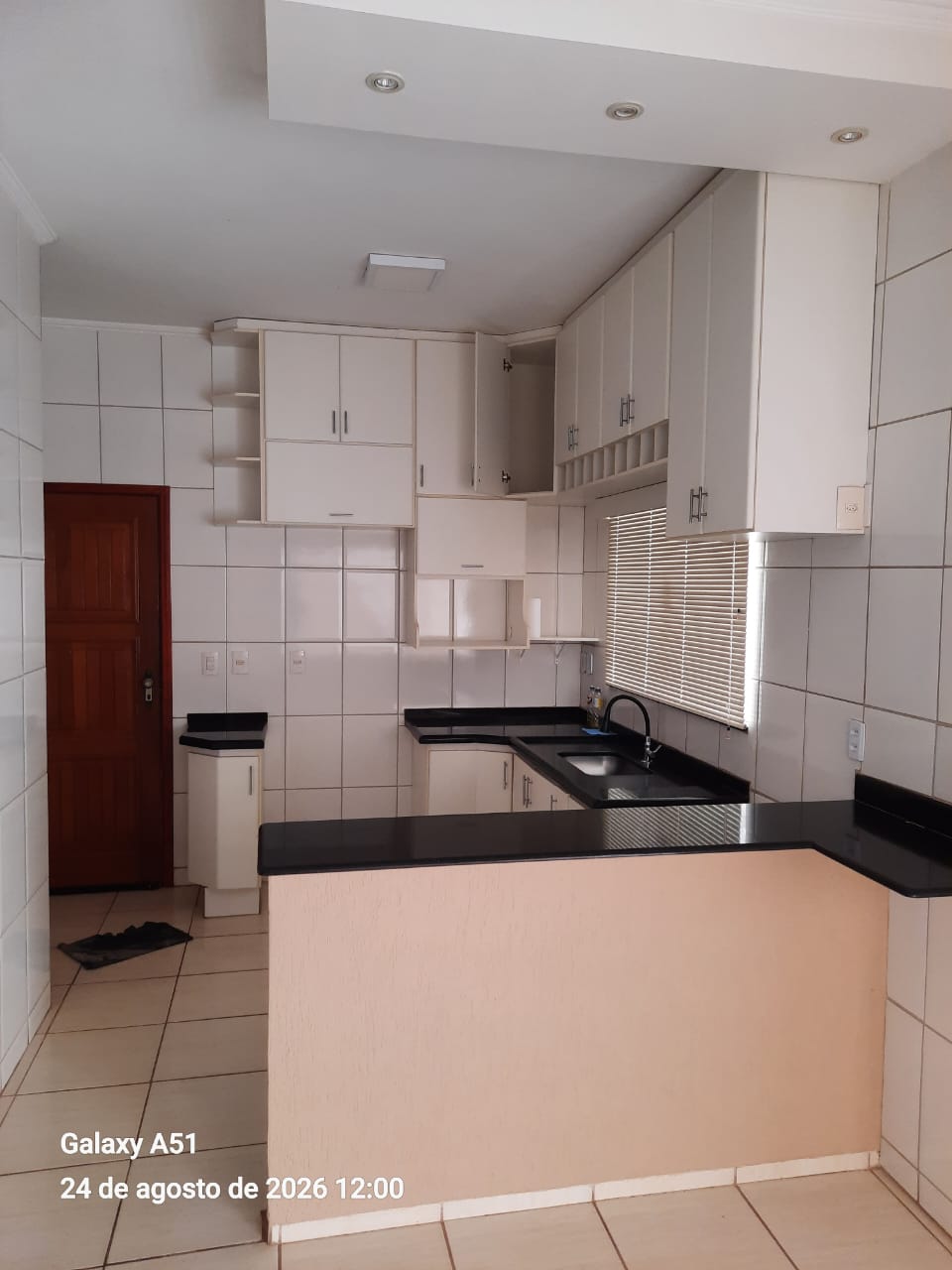 Rua Aurea de Freitas Oliveira, 30 - Residencial Jardim do Lago