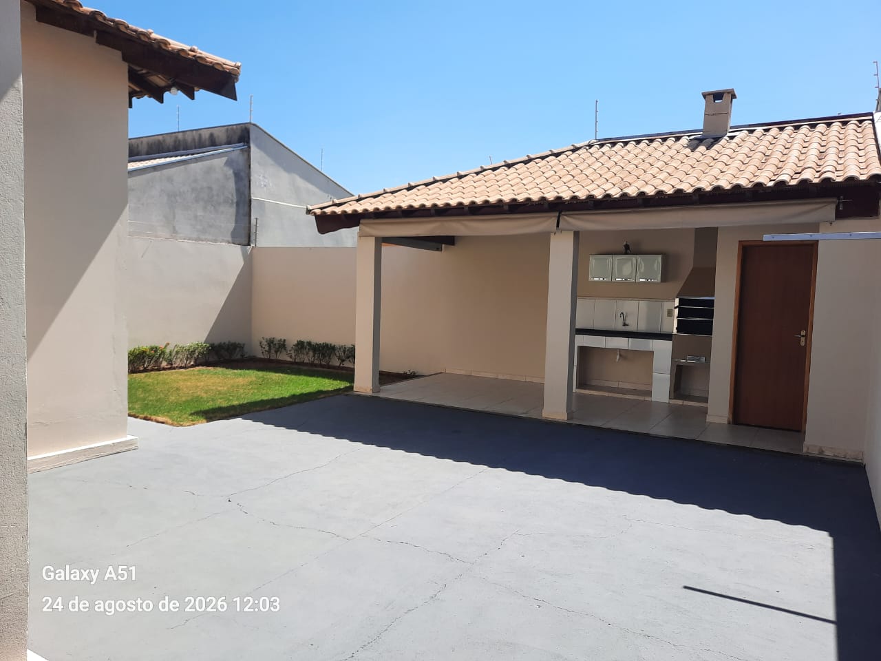 Rua Aurea de Freitas Oliveira, 30 - Residencial Jardim do Lago