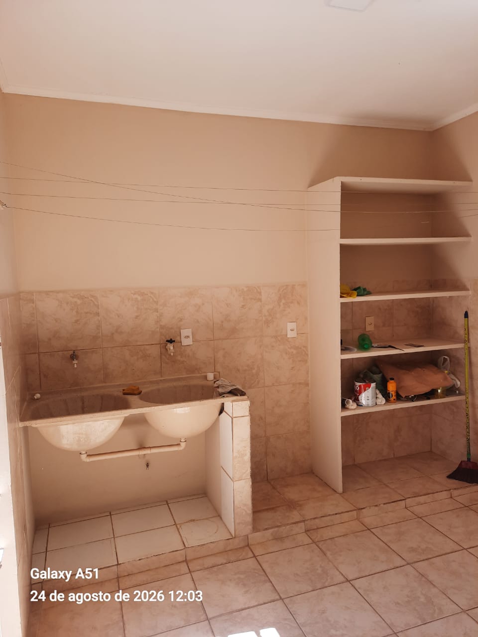 Rua Aurea de Freitas Oliveira, 30 - Residencial Jardim do Lago