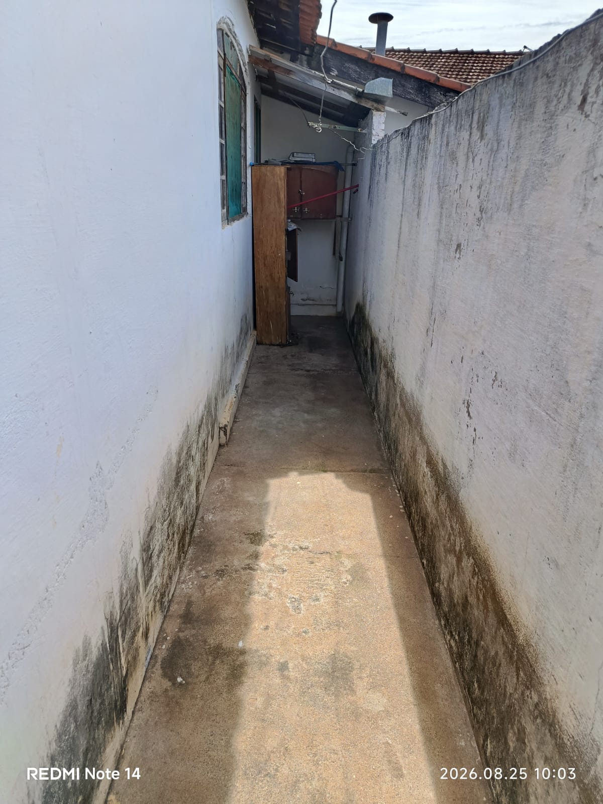 Avenida dos Estudantes, 313 - Fundos - Vila Dona Eugênia