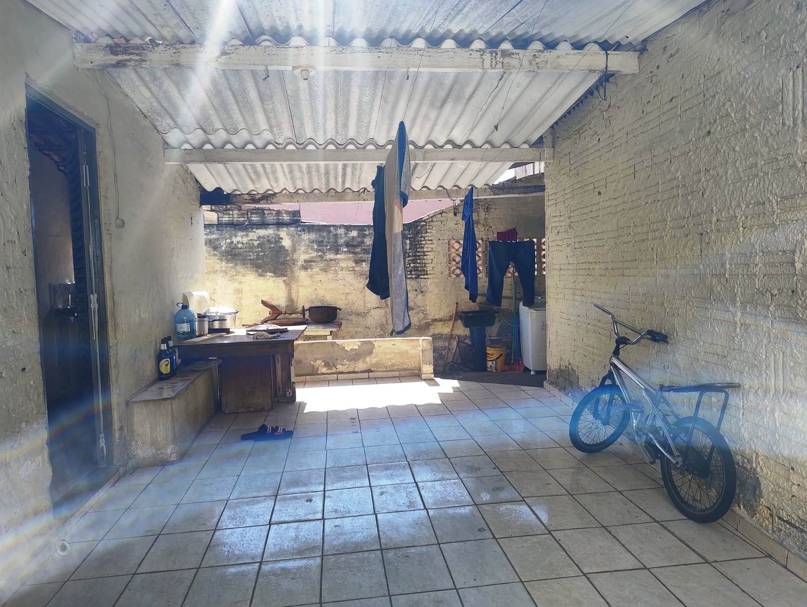 CASA NA VILA AMÉRICA,PERTO DO CENTRO E NO PREÇO BOM