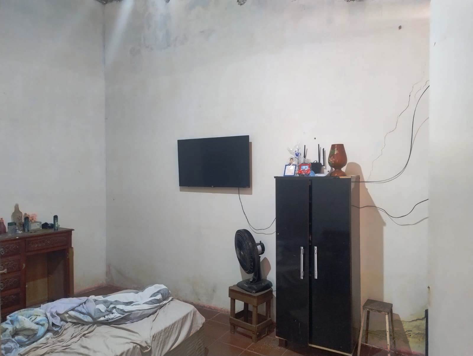 CASA NA VILA AMÉRICA,PERTO DO CENTRO E NO PREÇO BOM