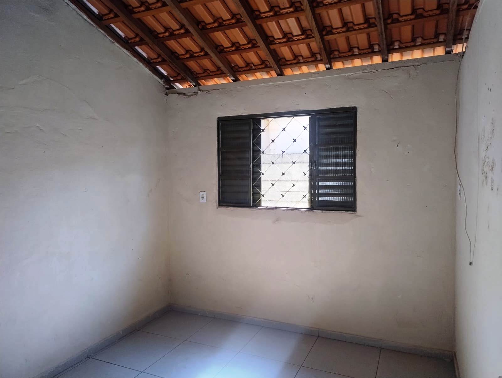 CASA NA VILA AMÉRICA,PERTO DO CENTRO E NO PREÇO BOM