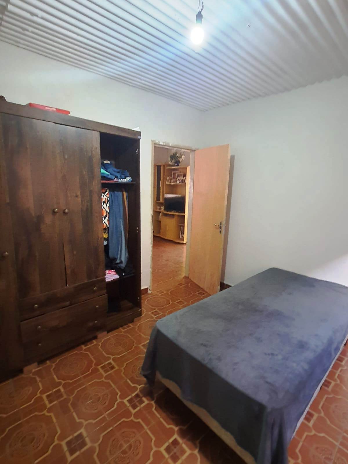 CASA NO PRECINHO NA VILA AMÉRICA