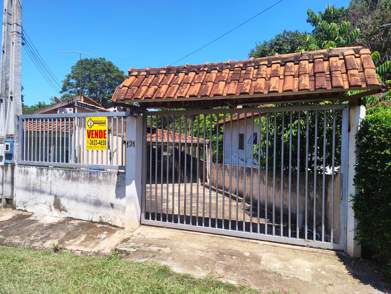 RANCHO COM PISCINA NO CONDOMINIO IPÊ