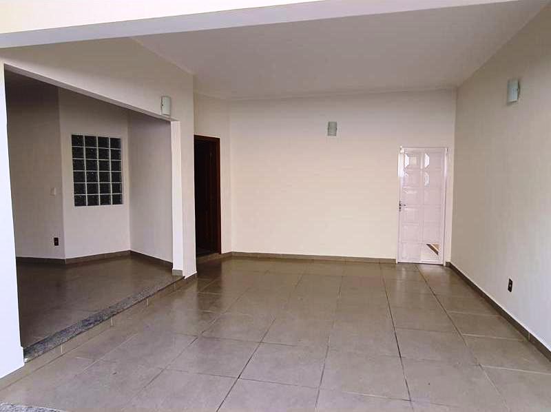 ÓTIMA CASA NO JARDIM PANORAMA