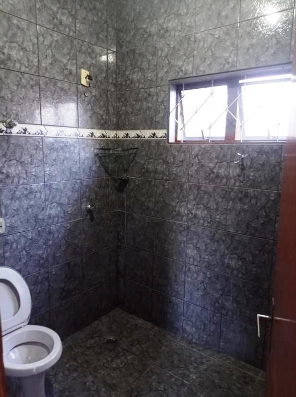 ÓTIMA CASA DE ESQUINA NO RESIDENCIAL FLORENÇA