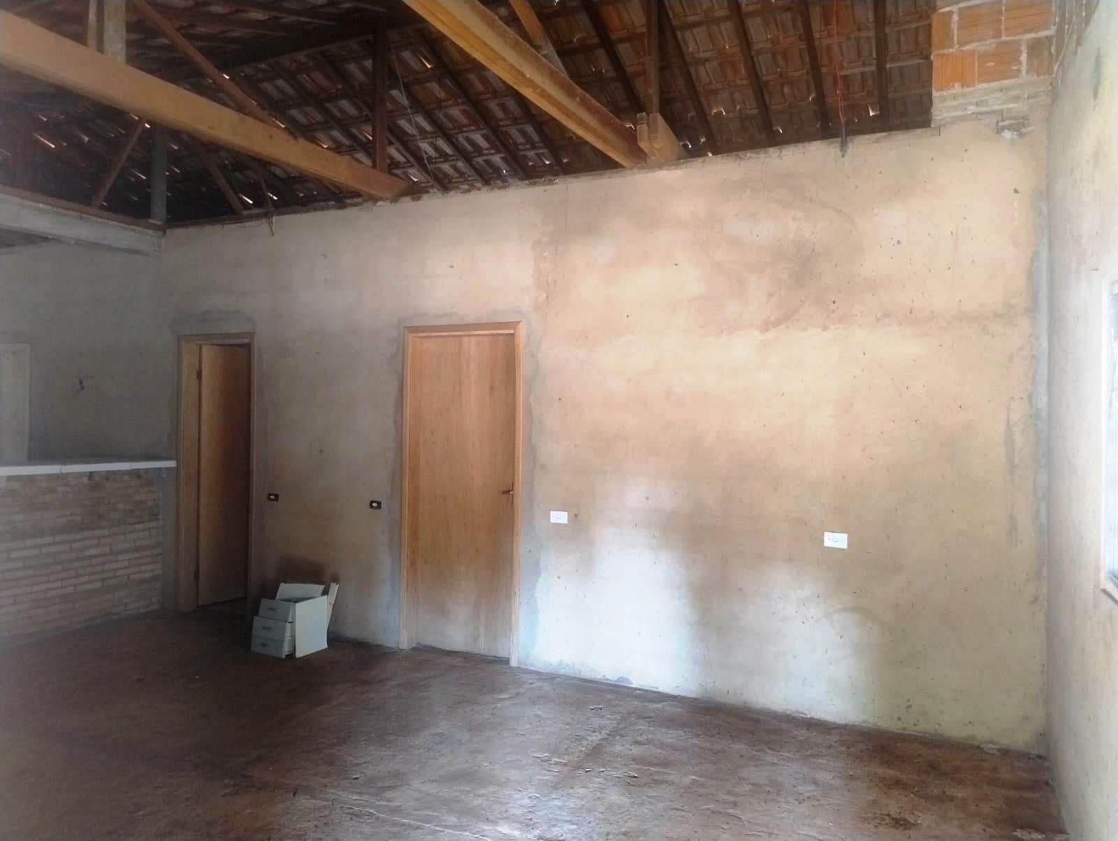 RANCHO EM FASE DE ACABAMENTO NO SAN MARINO
