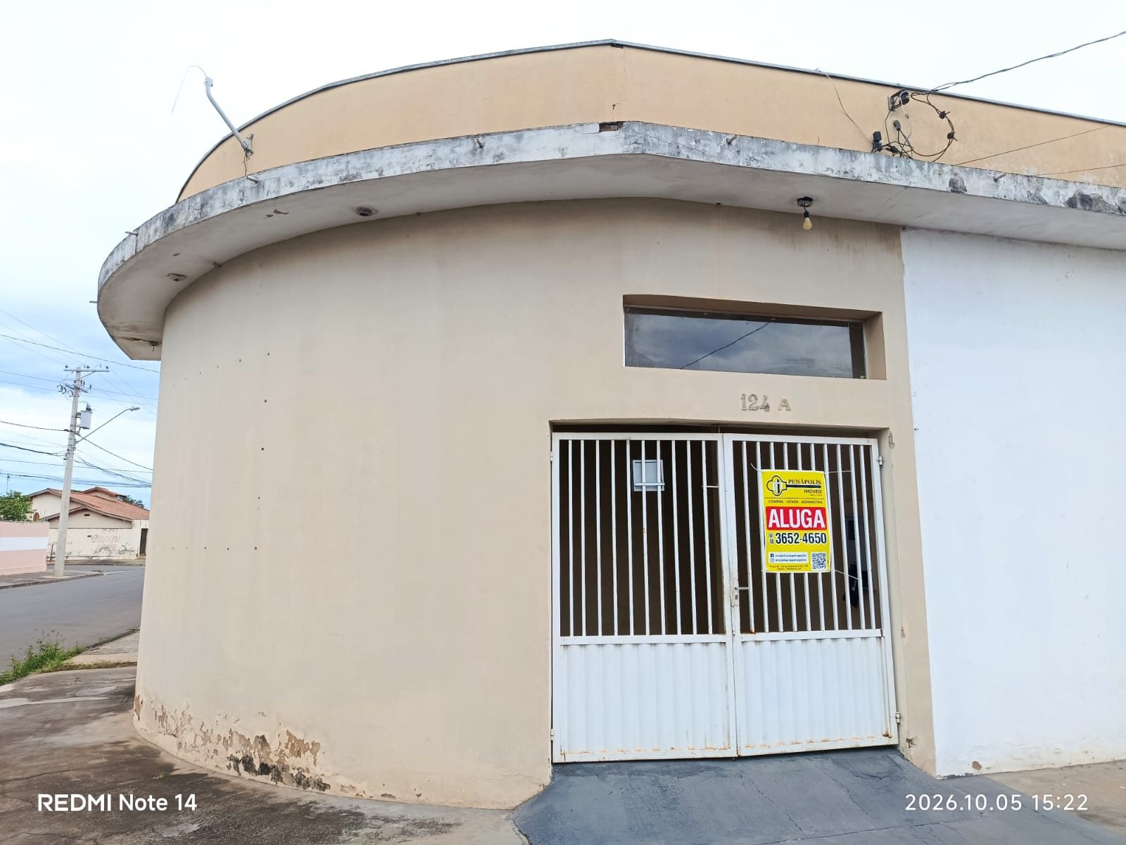 Avenida Afonso Giovane da Silva, 124 A - Village Regina