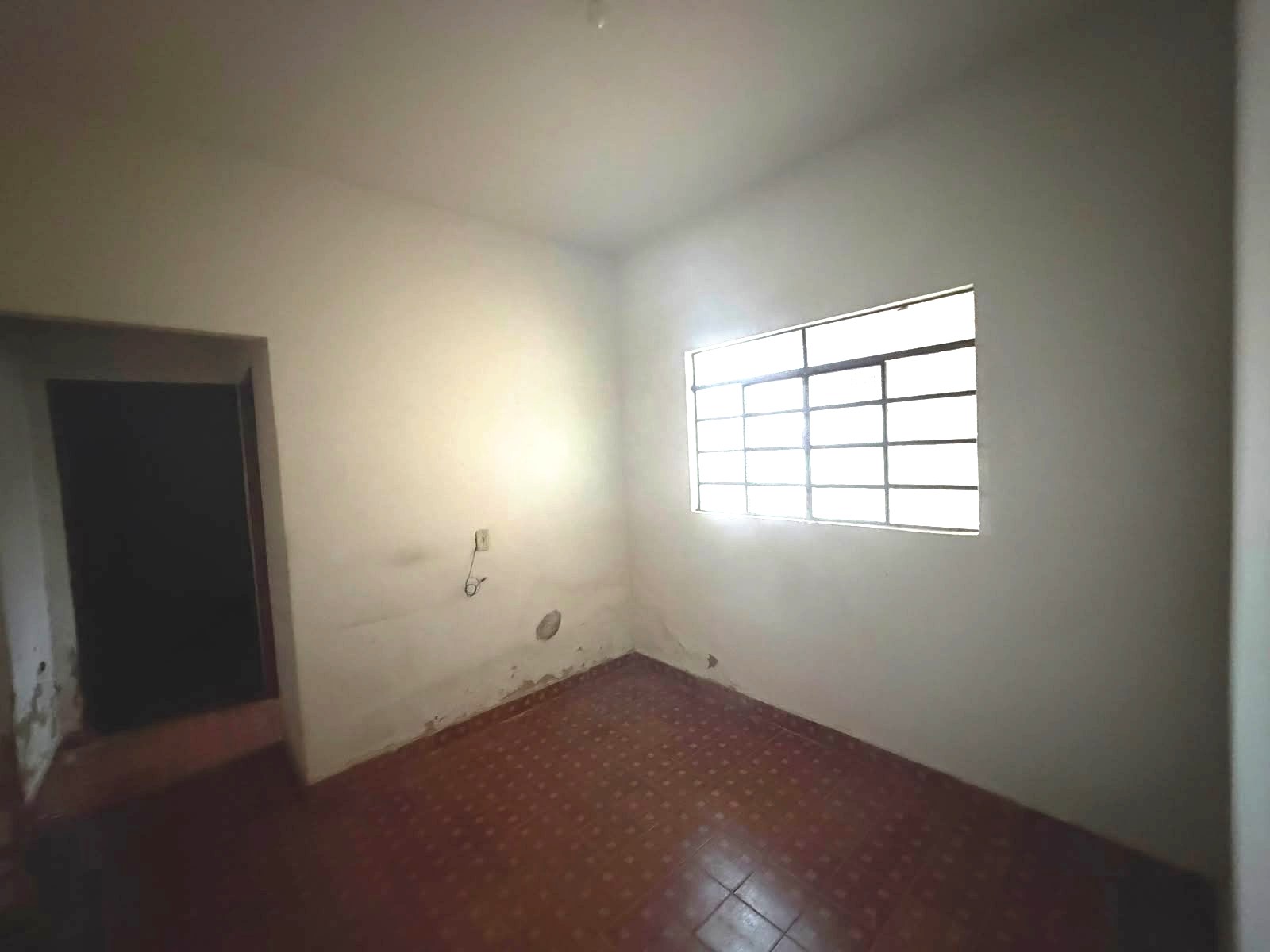 DUAS CASAS NA VILA SÃO JOAQUIM