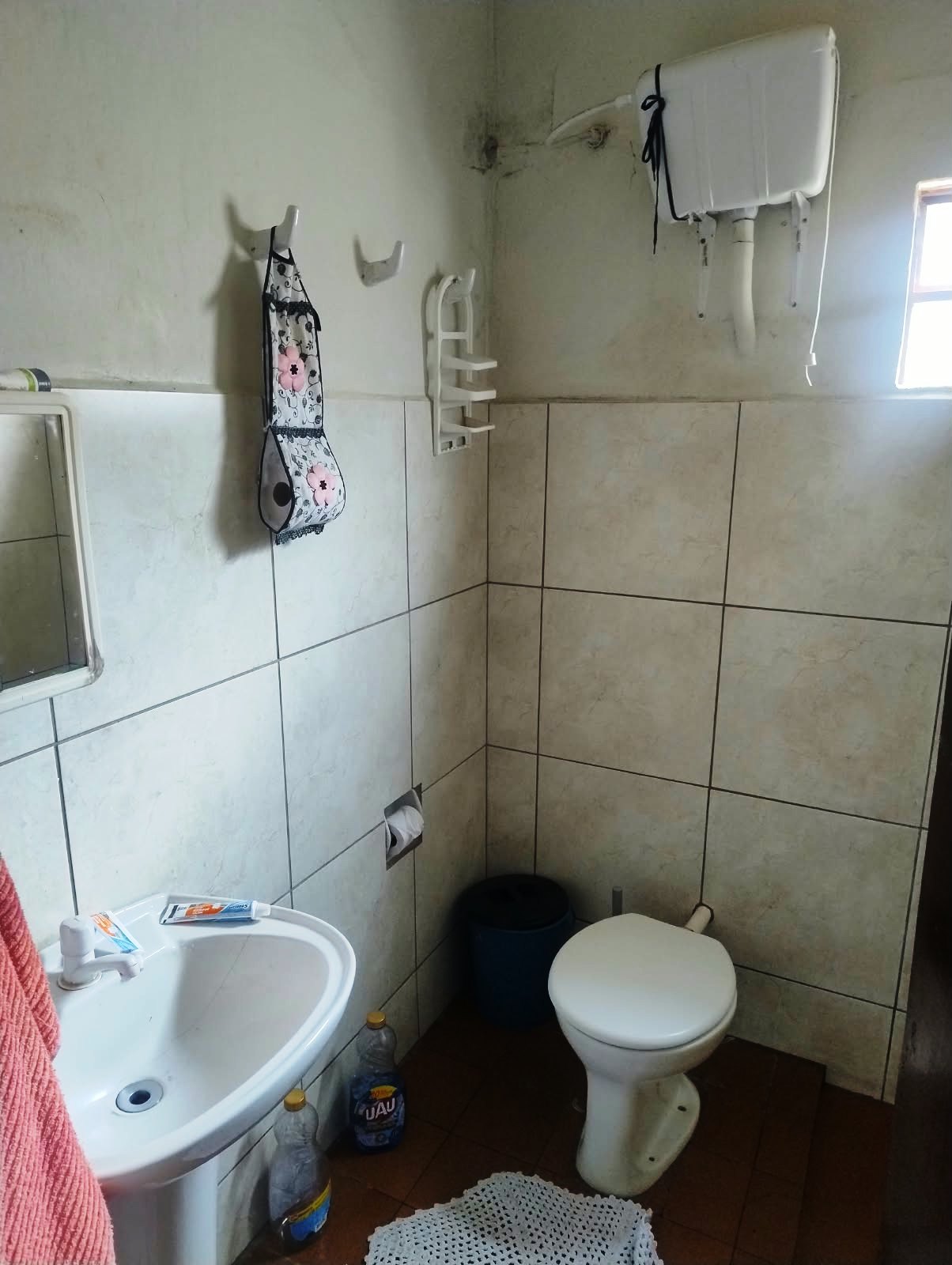 DUAS CASAS NA VILA SÃO JOAQUIM