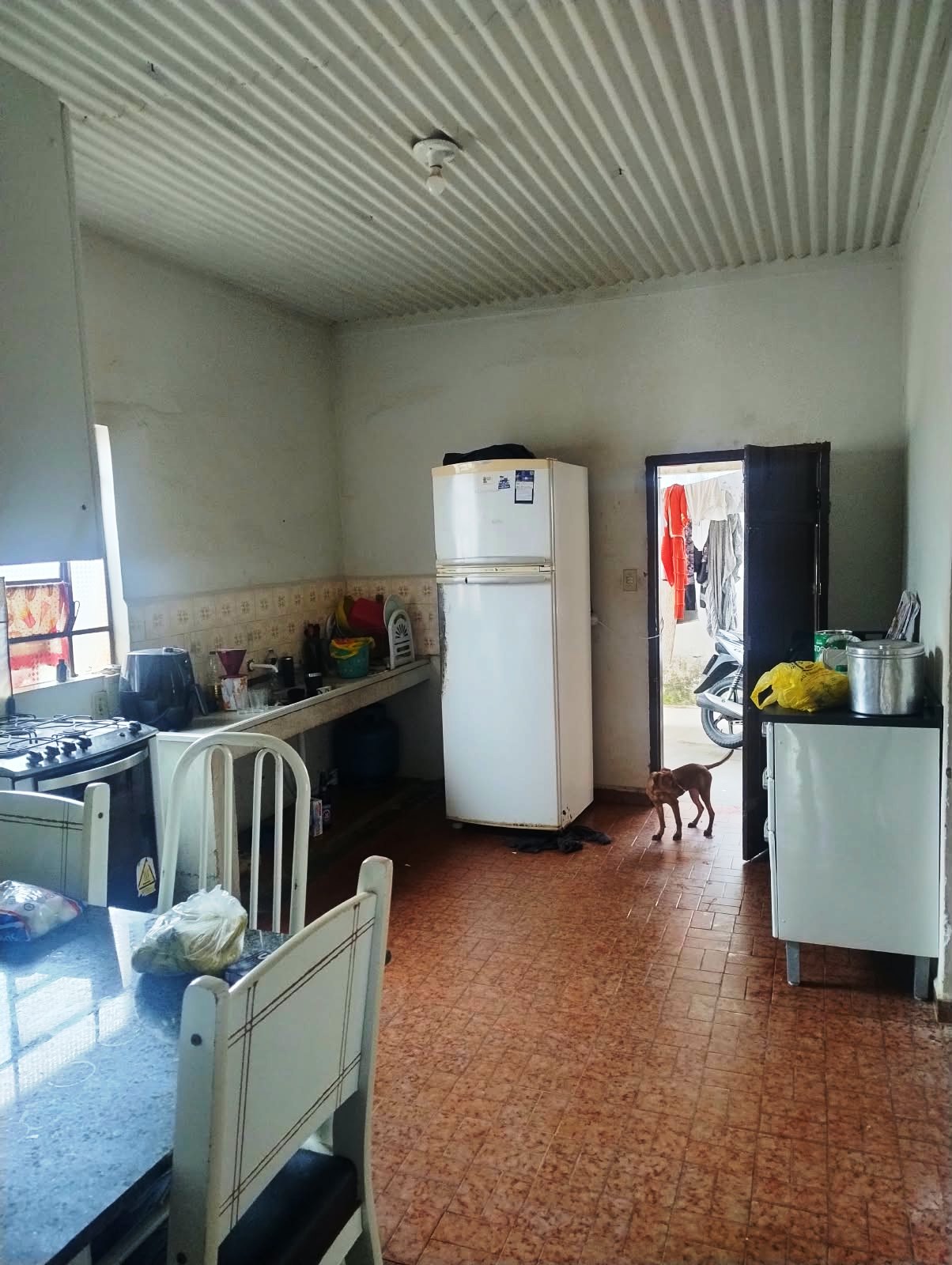 DUAS CASAS NA VILA SÃO JOAQUIM
