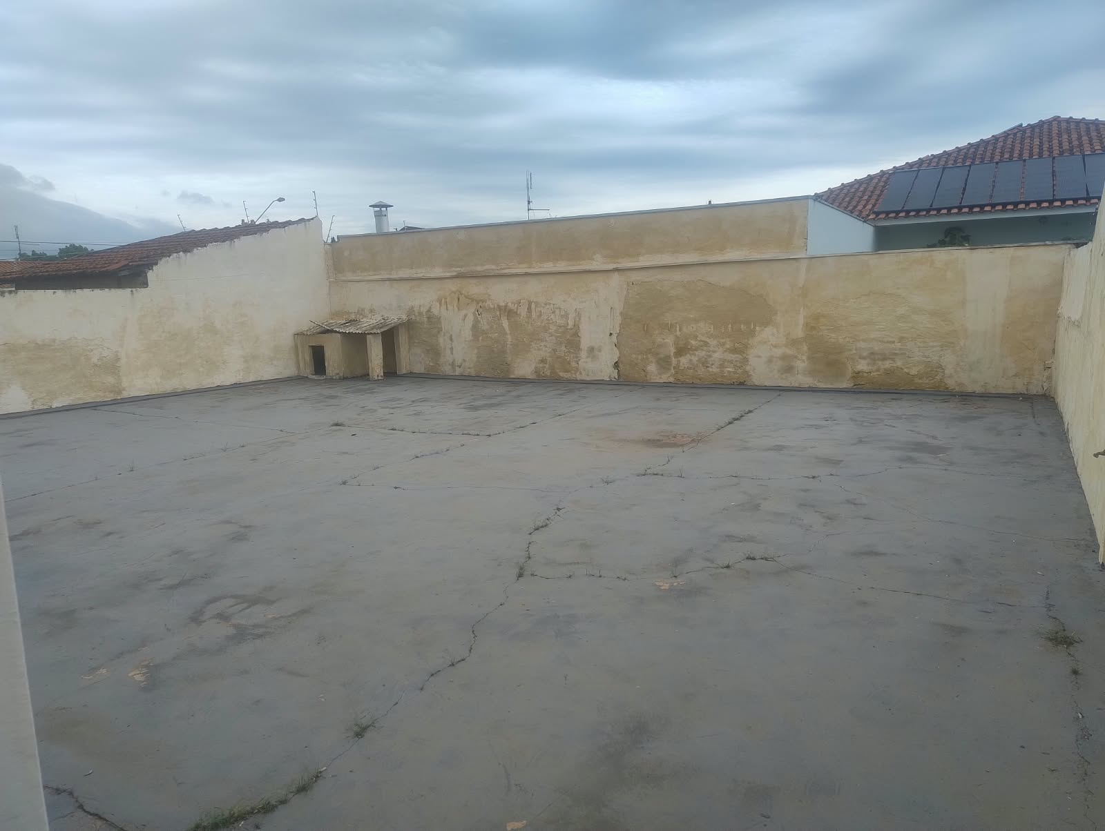 ÓTIMA CASA NA VILA SÃO JOAQUIM 
