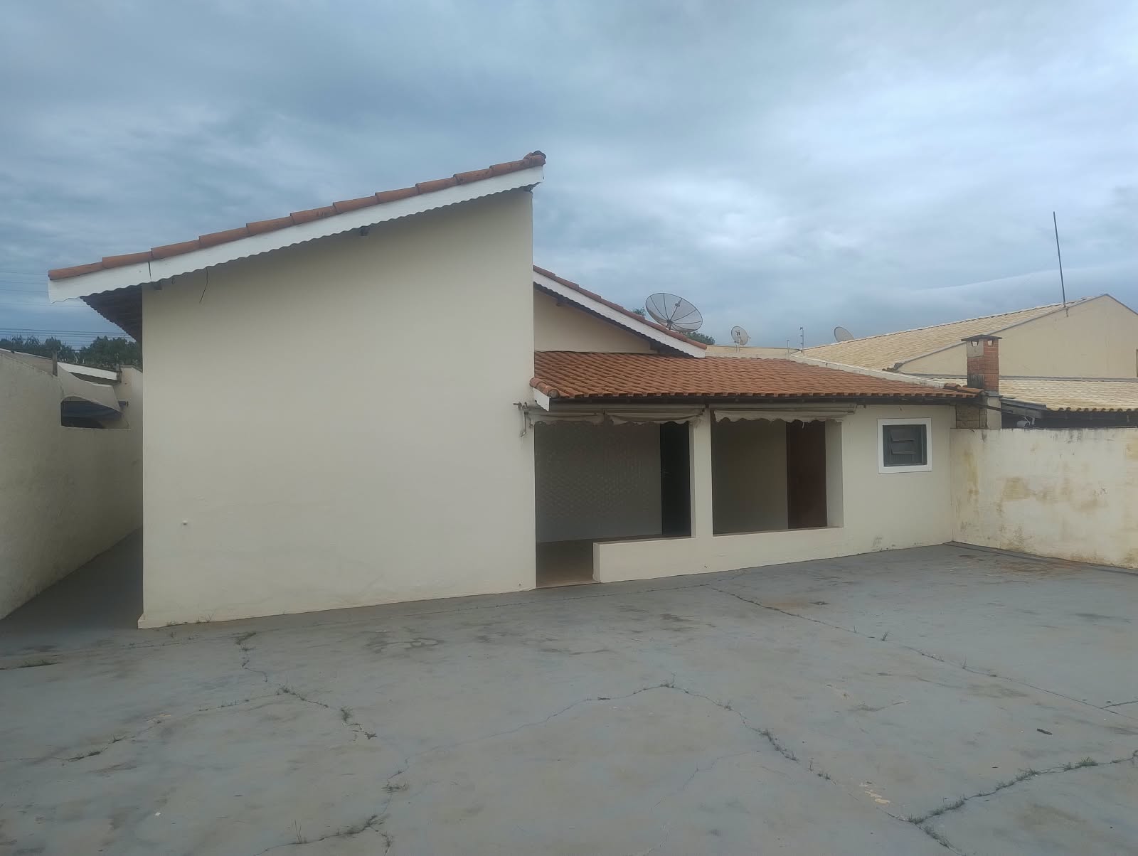 ÓTIMA CASA NA VILA SÃO JOAQUIM 