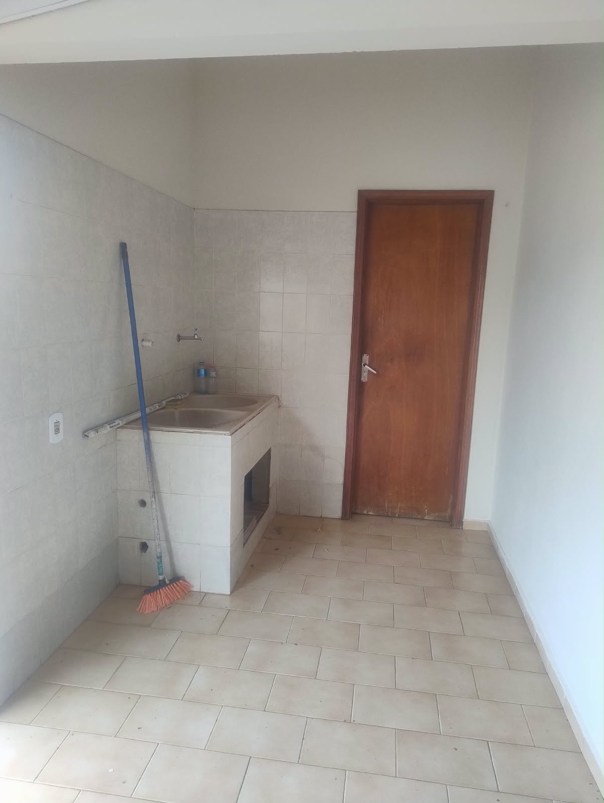 ÓTIMA CASA NA VILA SÃO JOAQUIM 