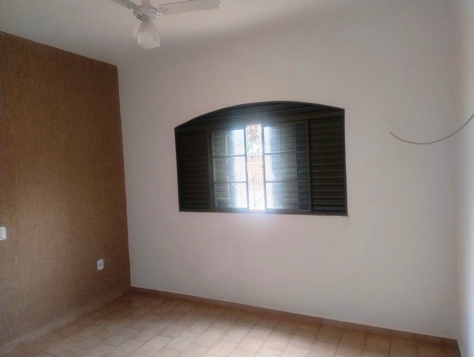 ÓTIMA CASA NA VILA SÃO JOAQUIM 