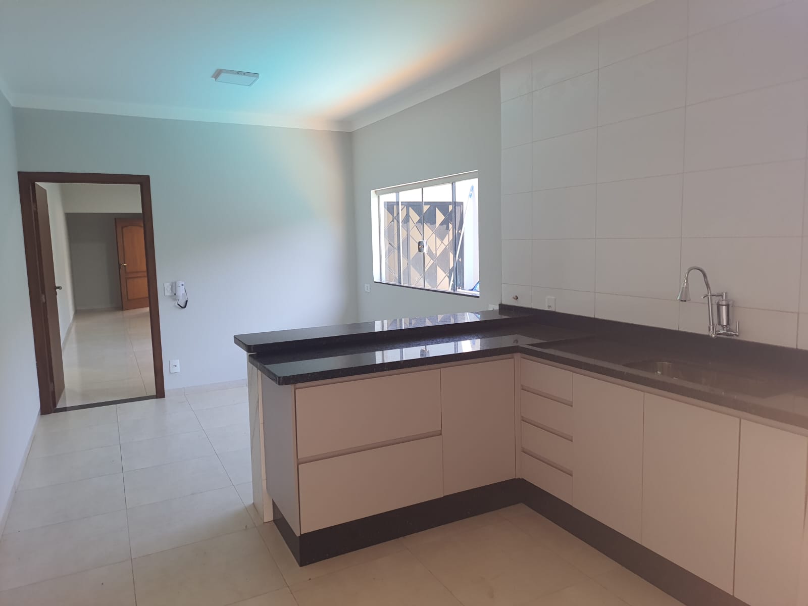 ÓTIMA CASA COM PISCINA NO JARDIM DEL REY