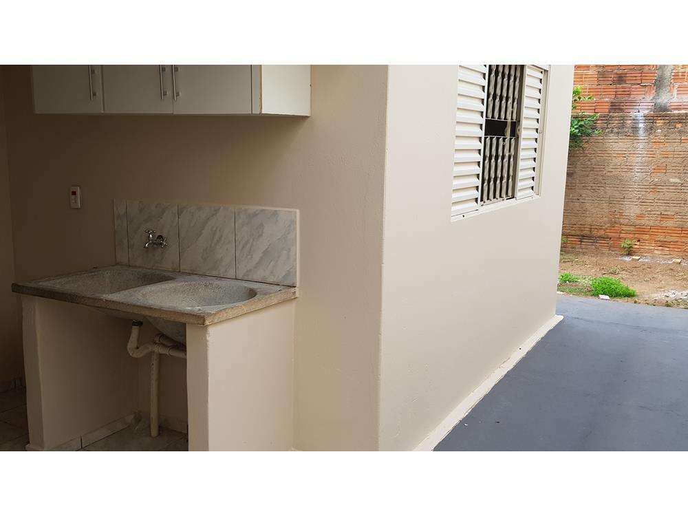 Rua Pioneiro Cirylo Belinelli,30 - Residencial Fernanda